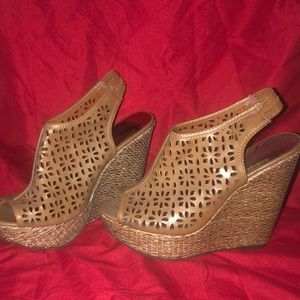 Brown wedges - great for summer!
